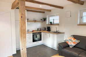 雪櫃、焗爐、爐具、咖啡機/沖茶器