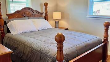 4 bedrooms, free WiFi, bed sheets