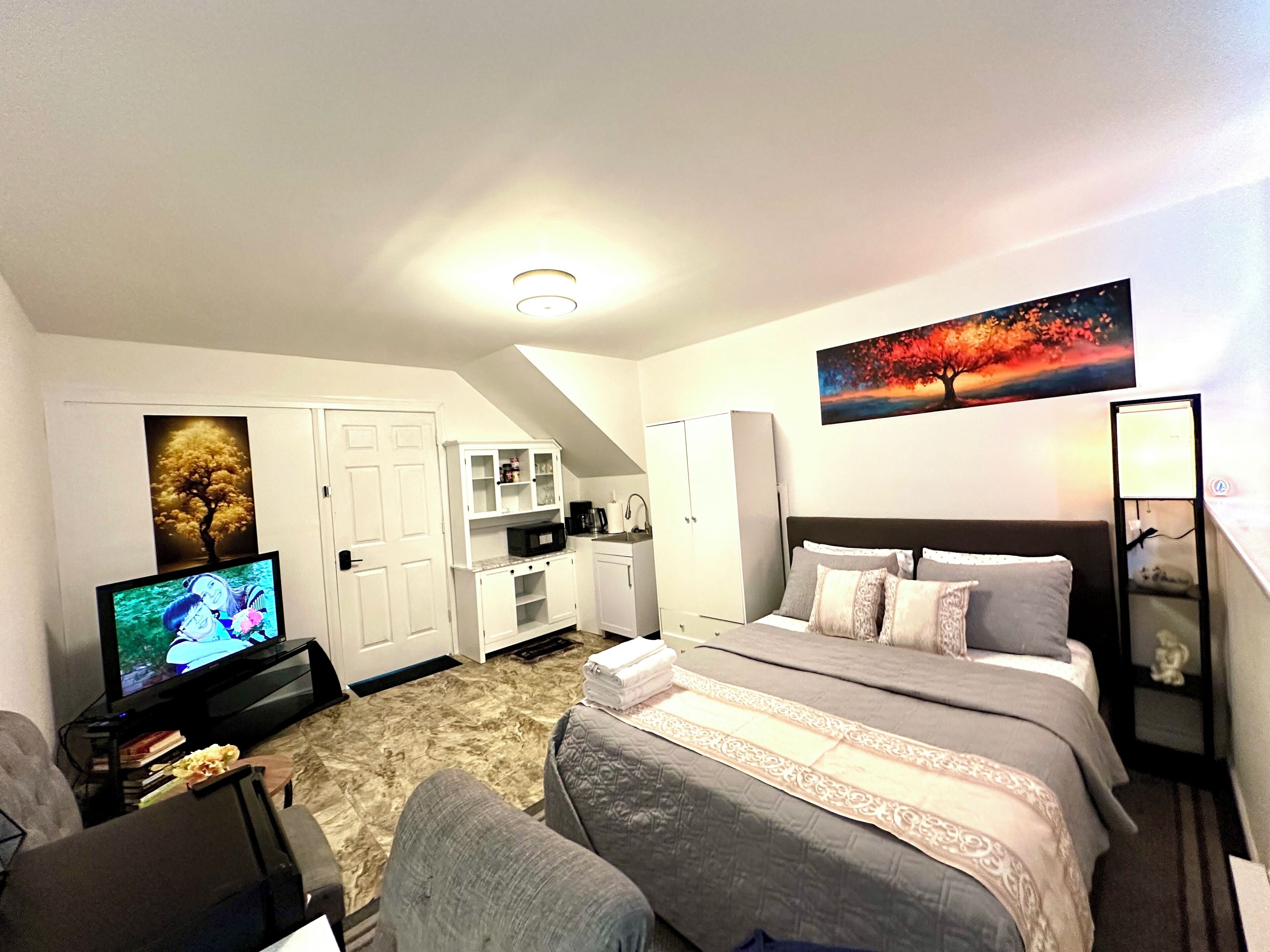 1 makuuhuone, työpöytä, ilmainen Wi-Fi, vuodevaatteet