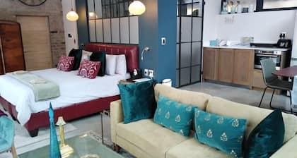 Bramasole Boutique Hotel