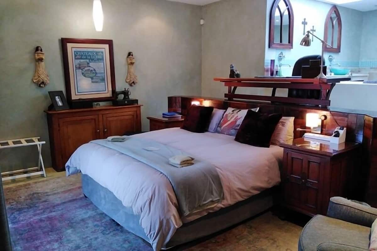Standard Double or Twin Room | 1 bedroom, iron/ironing board, free WiFi