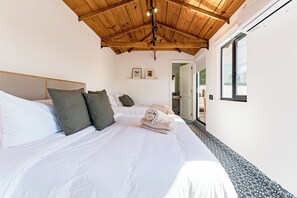 4 bedrooms, in-room safe, iron/ironing board, travel crib