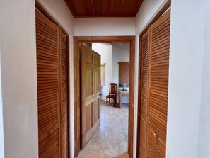 Interior - Wonderful Winding Bay (South Eleuthera)