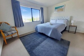Room - Twin Stars (Lake Tekapo)