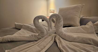 Ground Floor. House, apartment of 100 m. in the center of Pedraza, without stairs