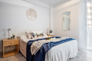 1 chambre, fer et planche à repasser, Wi-Fi gratuit, draps fournis
