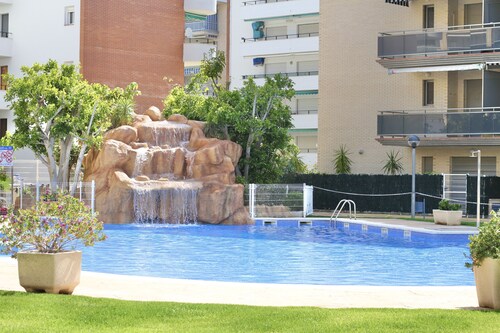 MALDIVAS III Complex