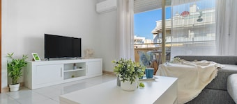 PARADIS PARK APARTMENTS