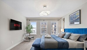 4 bedrooms, desk, iron/ironing board, travel crib