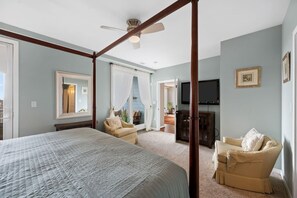 3 soverom, strykejern/-brett, reiseseng for barn og wi-fi