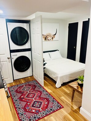 1 bedroom, iron/ironing board, WiFi, bed sheets