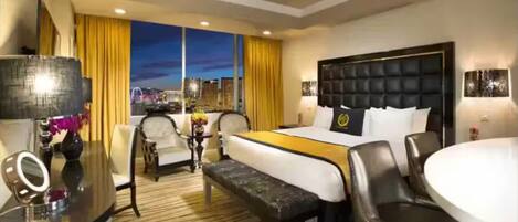 1 bedroom, in-room safe, iron/ironing board, free WiFi