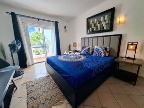 4 bedrooms, iron/ironing board, free WiFi, bed sheets - Mango Tree Villa – swimming pool Villa - Cap-Malheureux (Cap Malheureux)
