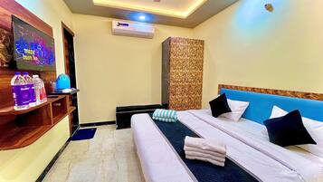 Kahden hengen deluxe-huone | Työpöytä, ilmainen Wi-Fi