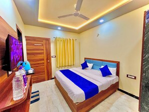 Deluxe Double Room | Desk, free WiFi
