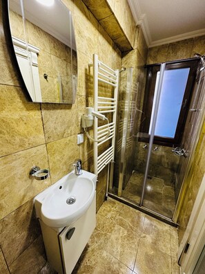 Bathroom - L&P MAİSON HOTEL (Istanbul)