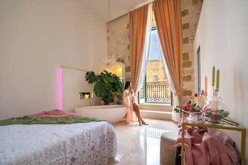 Casa Apuliae B&b, charming rooms overlooking Bitonto Cathedral