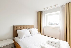 2 chambres, fer et planche à repasser, accès Internet, draps fournis