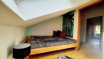 3 makuuhuonetta, ilmainen Wi-Fi, vuodevaatteet