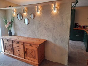 Interior - Between the North Sea and Baltic Sea 🌊XXL vacation apartment directly on the Treene river (Treia)