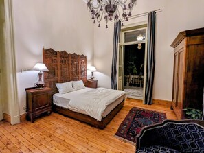 Violet | Seprai katun Mesir, seprai premium, dan ruang kerja ramah laptop