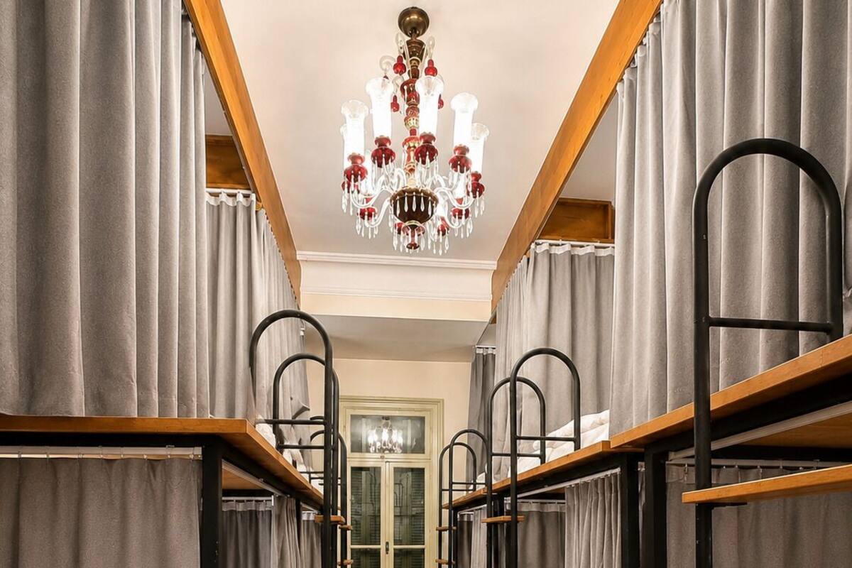 Deluxe Shared Dormitory | Egyptian cotton sheets, premium bedding, laptop workspace