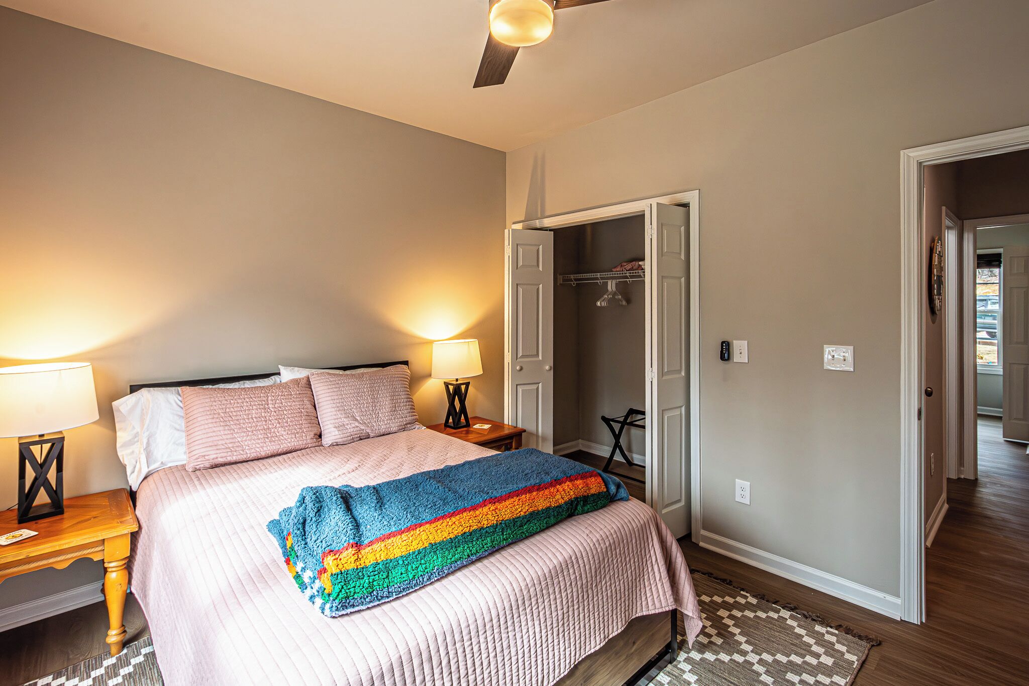 3 bedrooms, in-room safe, desk, iron/ironing board