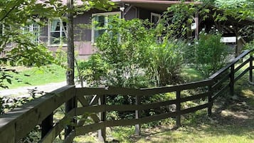 Enceinte de lâhĂ©bergement