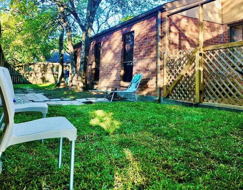 Charming Vacation Bungalow