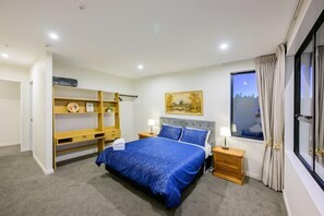 Cots/infant beds - Stargazing Tekapo Apartment (Lake Tekapo)