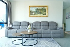 Cribs/infant beds - Stargazing Tekapo Apartment (Lake Tekapo)