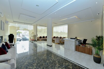 Oasis Suite Hotel Apartments