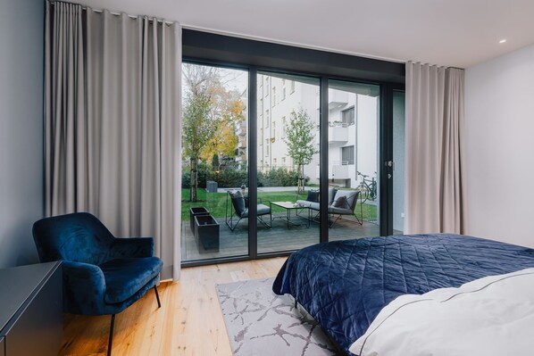 1 bedroom, iron/ironing board, WiFi, bed sheets - Berlin luxury apartment (Berlin)