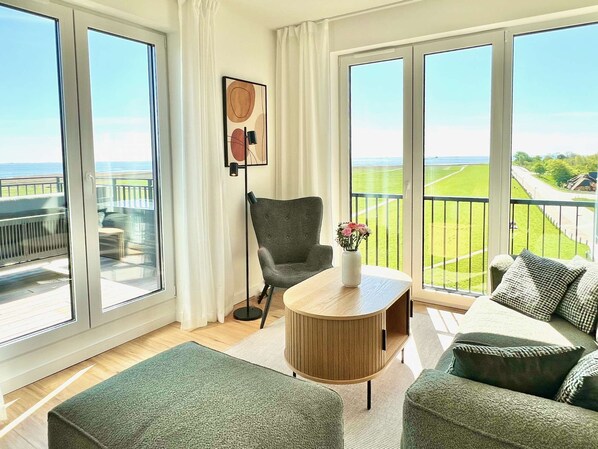 TV, stereo - pellworm living (penthouse with sauna) (Pellworm)