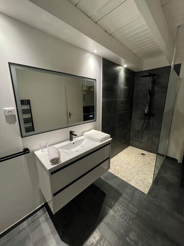 Luxury Apartment Atypical