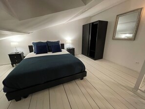 1 bedroom, WiFi, bed sheets - Luxury Apartment Atypical (Épinal)