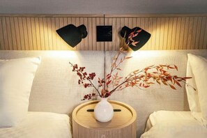 Unclassified image, 3 of 47, button - Tanimachikun Hotel Nambahigashi 43 (Osaka)