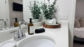 Dusche, Haartrockner