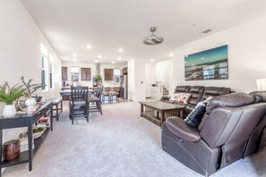 Smart TV, books, offices, computer monitors