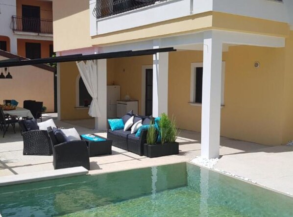 Pool - Apartments Alenka - One Bedroom Apartment (Rovinj)