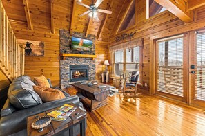 スマートテレビ、暖炉、テレビゲーム