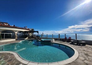 Pool - Tranquil 3-bedroom house with WiFi in Baja California (baja california)