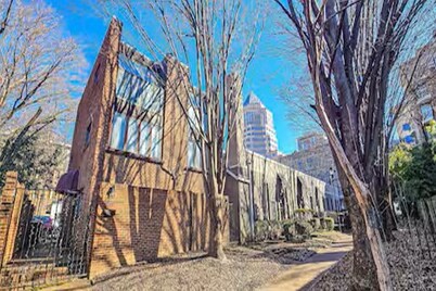Deluxe 4 Bedroom Townhouse in Uptown Charlotte