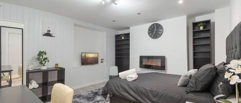 1 chambre, fer et planche à repasser, Wi-Fi, draps fournis