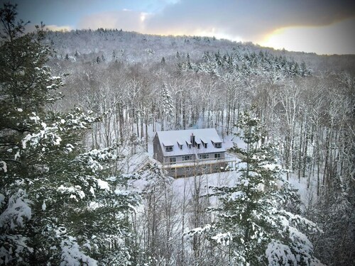 Ski home/Pool Table Mountain Views near Killington/Pico/Sugarbush/Woodstock