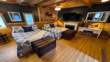 11 bedrooms, desk, iron/ironing board, travel cot