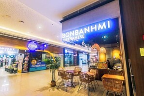 Dining - Heavenly Viber The Roman Empire Air condo Swim gym (Makati)