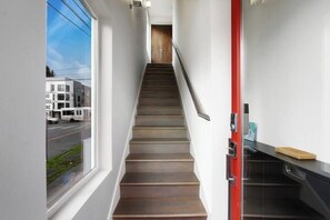 Interior - NEW! Modern Ballard Townhome w/ Rooftop + Parking (Seattle)