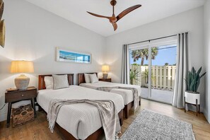 2 bedrooms, iron/ironing board, travel cot, free WiFi