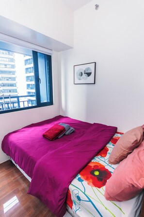1 chambre, fer et planche à repasser, Wi-Fi, literie fournie